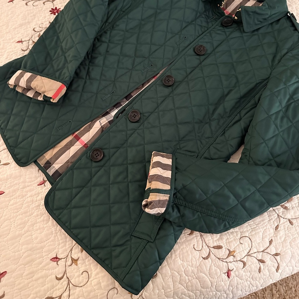 ❣️PRICE DROP❣️Burberry Quilted Jacket in Gorgeous Hunter Green Petite/Small P/S